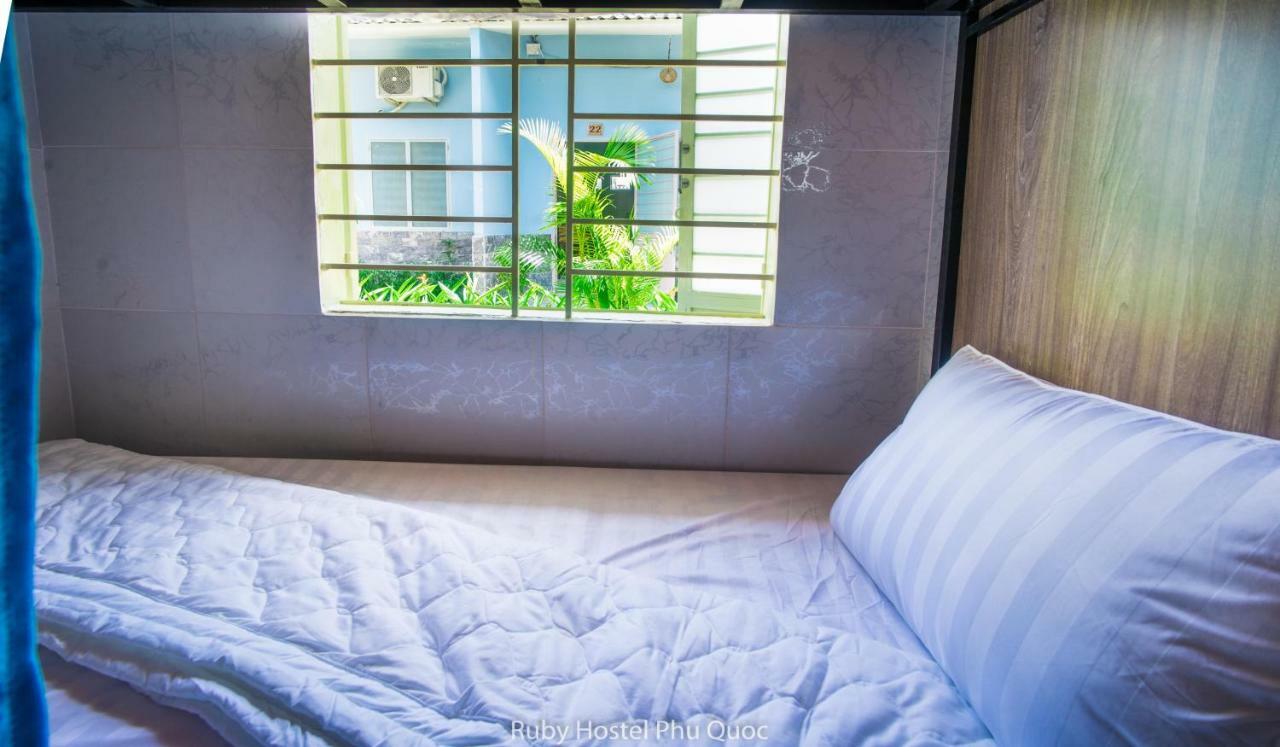 Ruby Phu Quoc Hostel Exterior photo