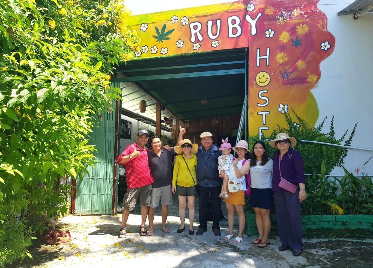 Ruby Phu Quoc Hostel Exterior photo